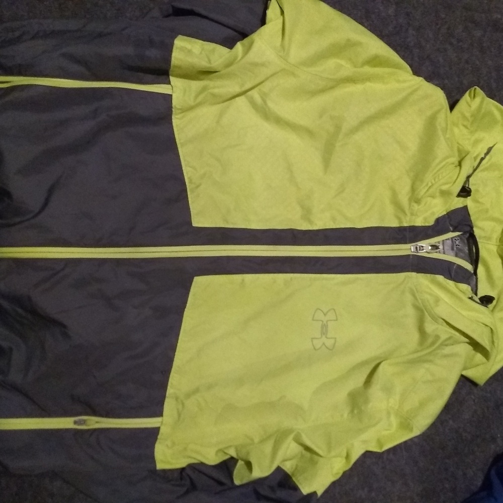 Underarmour rain coat